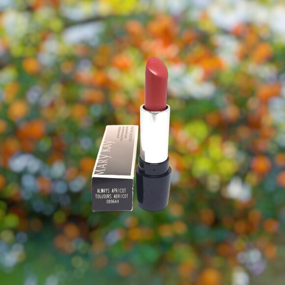 Always Apricot Gel Semi-Matte Lipstick - Mary Kay - Picture 3 of 6